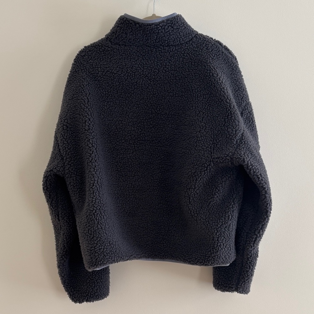 Charcoal Sherpa Jacket with Gray Accents - Picture 2 of 3